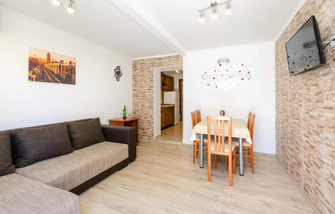 Apartments Tatjana ซริกเวนิซา ภายนอก รูปภาพ