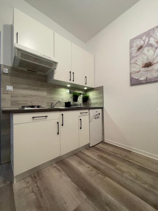 Apartments Tatjana ซริกเวนิซา ภายนอก รูปภาพ